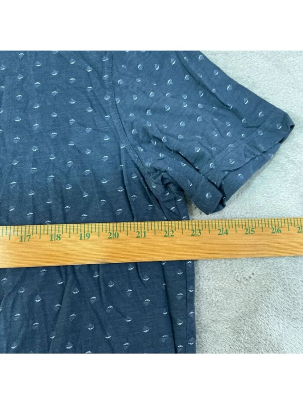 Banana Republic Men's XL Blue Pattern Short Sleeve Button-Up Shirt Cotton C0901